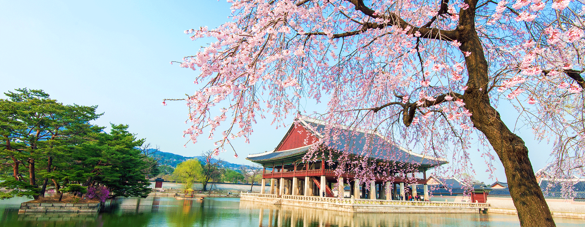 Hàn Quốc xứ kimchi là nơi du lịch với cảnh đẹp và văn hóa tuyệt vời. Seoul sở hữu cung điện Hoàng gia lộng lẫy,