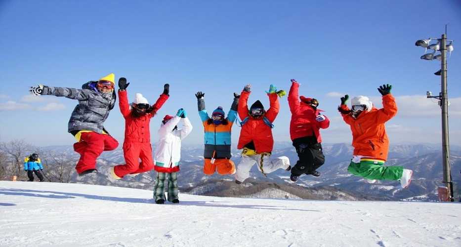 Nếu bạn là người yêu thích các hoạt động thể thao mùa đông thì du lịch Hàn Quốc là điểm đến lý tưởng cho chuyến đi của