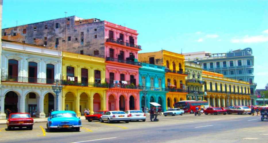 Nổi tiếng về xì gà Havana, du lịch Cuba với thủ đô Havana đã trở thành một trong những điểm đến tuyệt vời