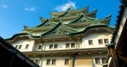 Lâu đài Nagoya với chiếc mái cong mềm mại đầy nghệ thuật