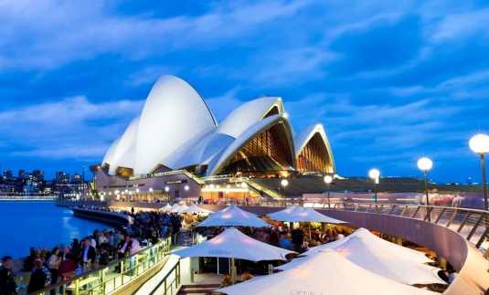 Bạn đừng nên bỏ lỡ cơ hội để đến với những bờ biển tuyệt vời trong hành trình du lịch châu Úc thăm nhiều địa điểm du lịch nổi tiếng ở Úc