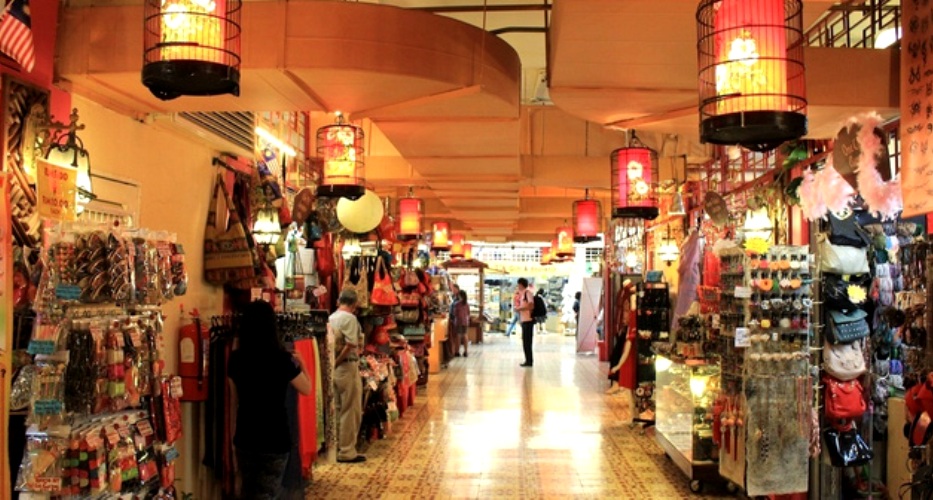 Khu chợ Kuala Lumpure bình dị, nơi bạn có thể lựa chọn cho mình nhiều sản phẩm độc đáo