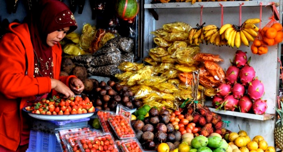 Khu chợ truyền thống bán hoa quả và những đồ ăn đặc trưng của Bali, bình dị và yên bình