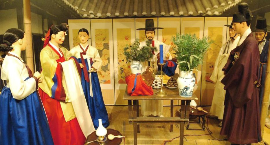 Nghi lễ cưới hỏi được tái hiện lại trong bảo tàng dân gian quốc gia Hàn Quốc