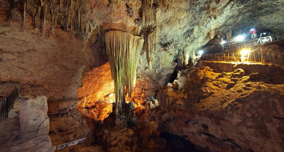 Hang động Bellamar ở Mantazas được xem là một “kho báu’ của Cuba với  những thạch nhũ đẹp đến mức khó tin