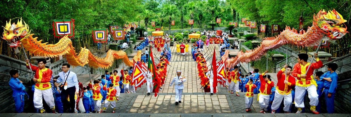Lễ khai ấn đền Trần Nam Định là một trong những tập tục đẹp được gìn giữ từ lâu đời.